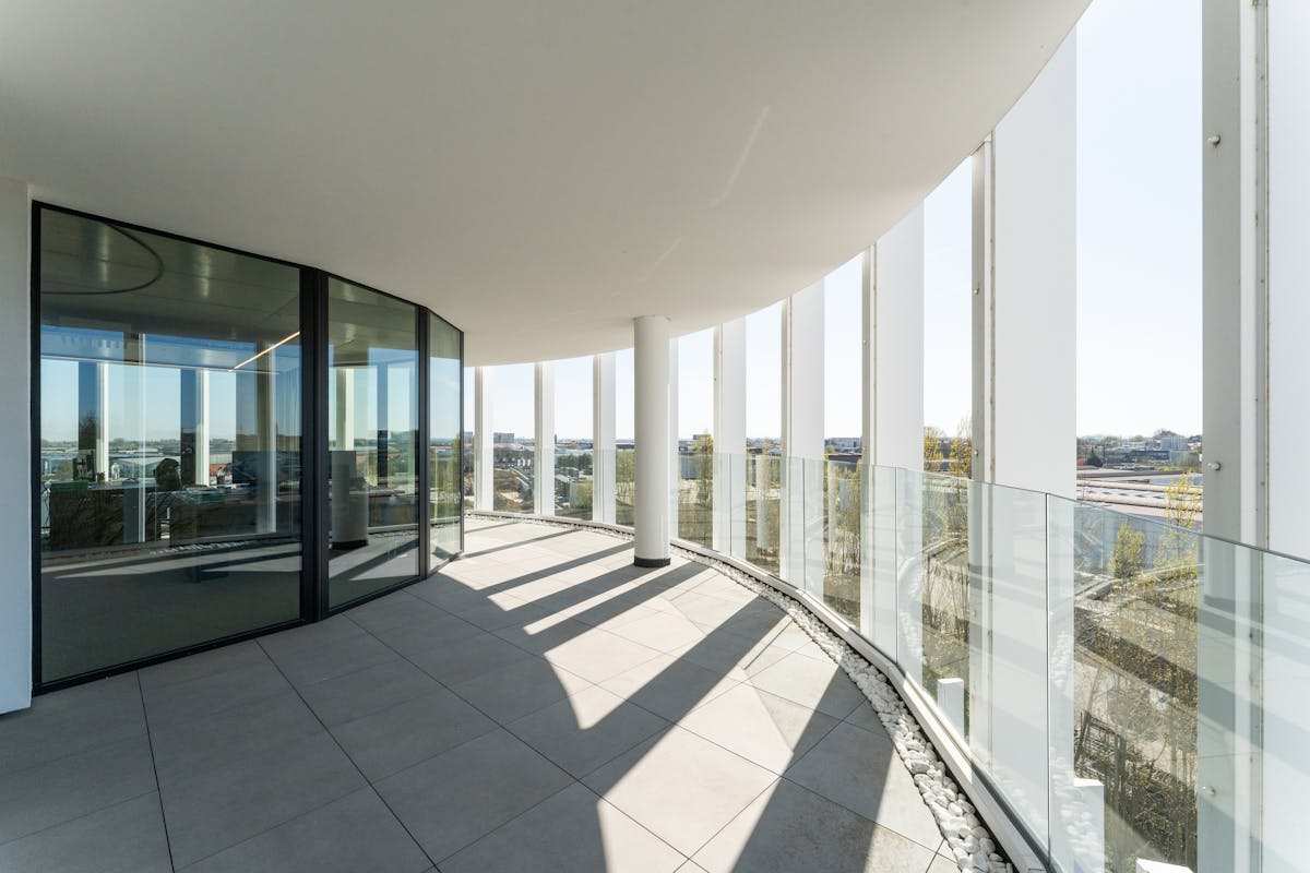 Office spaces of approximately 11 to 745m² in the prestigious 'Office One' - photo 5