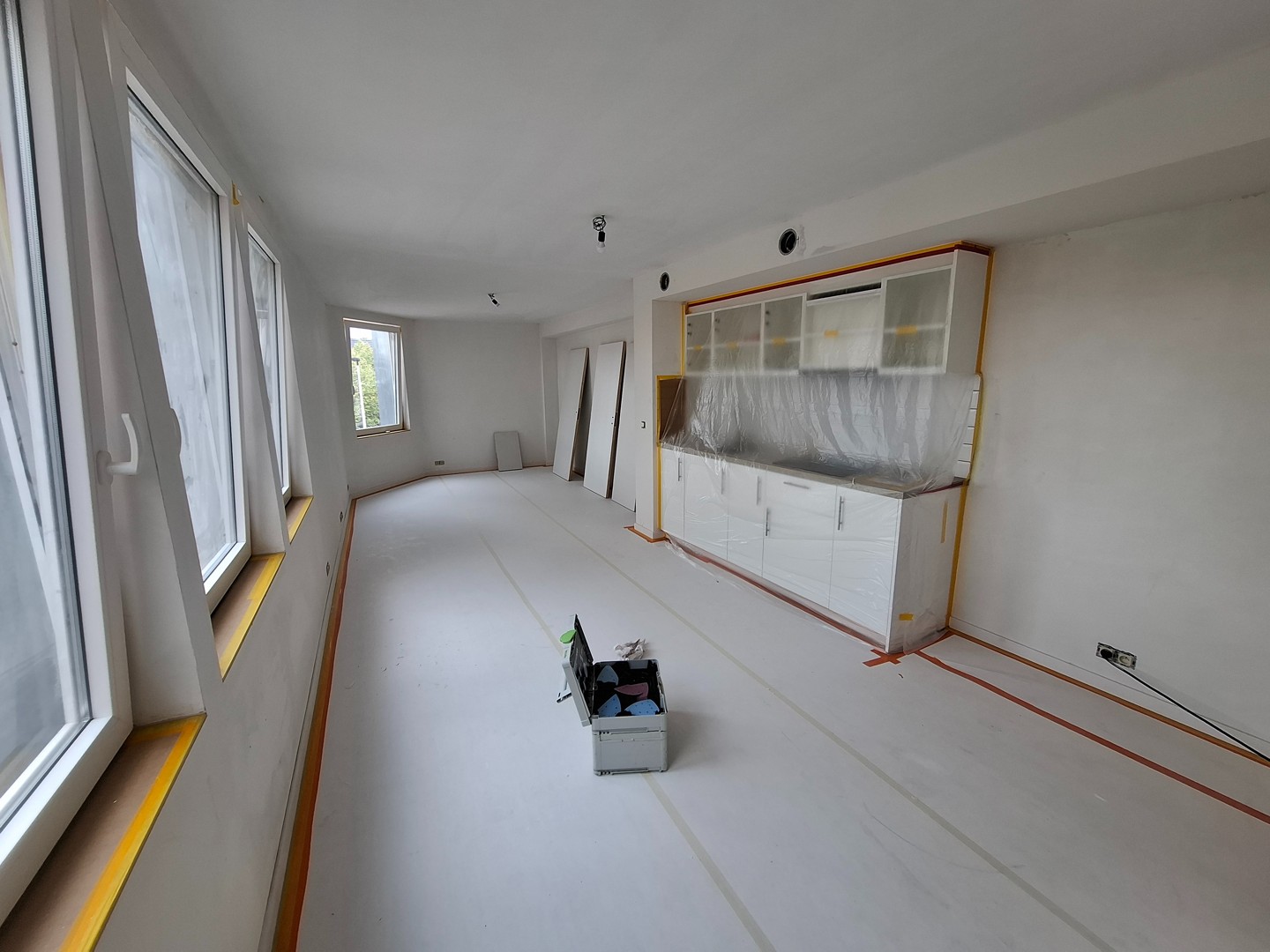 Prachtige ruime studio (volledig gerenoveerd!) in het historisch hart van Gent - foto 4