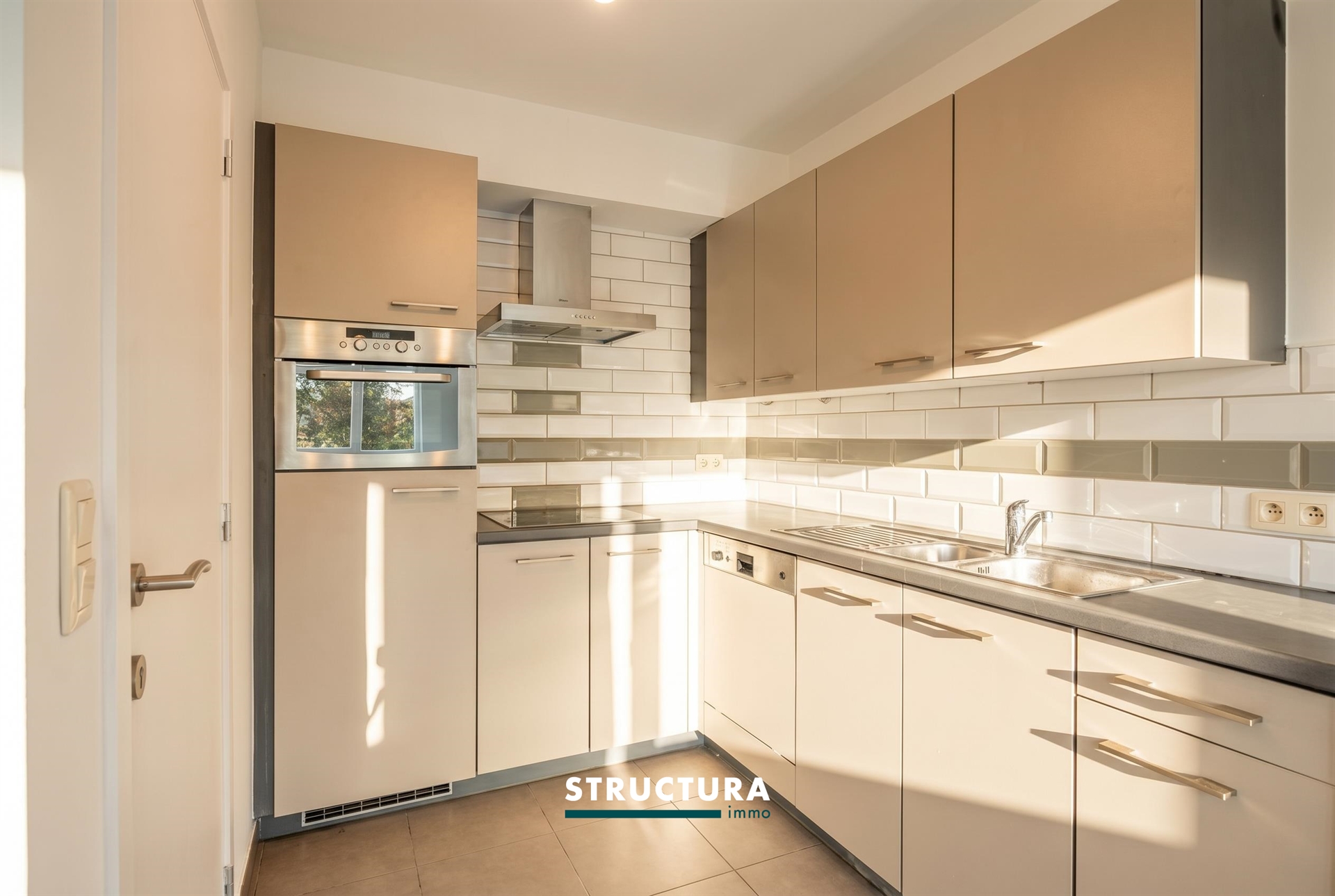 À vendre – Appartement de 2 chambres prêt à emménager au cœur de Laeken. - photo 4