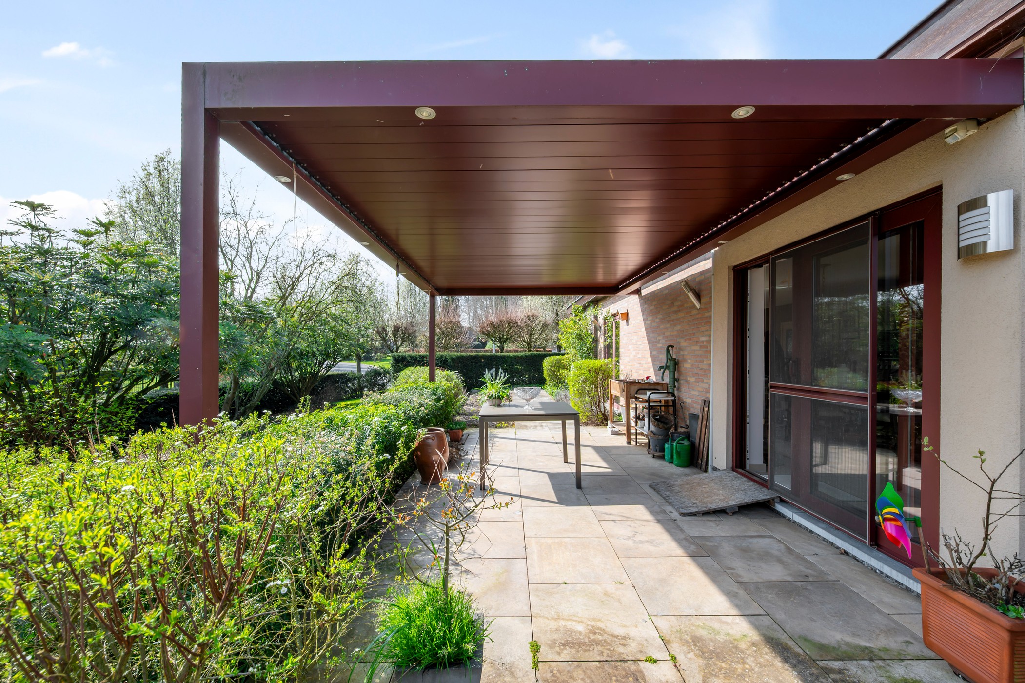 Ruime, open bebouwing in prachtige omgeving in Bazel - photo 2