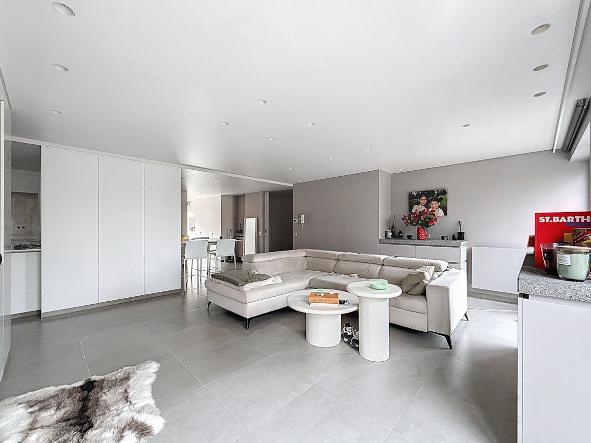 Luxueux appartement de 2 chambres à louer dans le centre de Waregem ! - photo 2