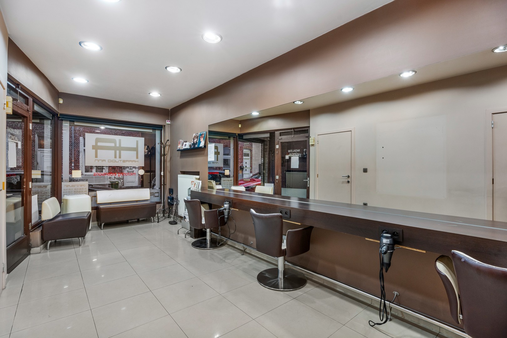 Ruim handelshuis met woonst te koop, centraal gelegen in Gent - foto 4