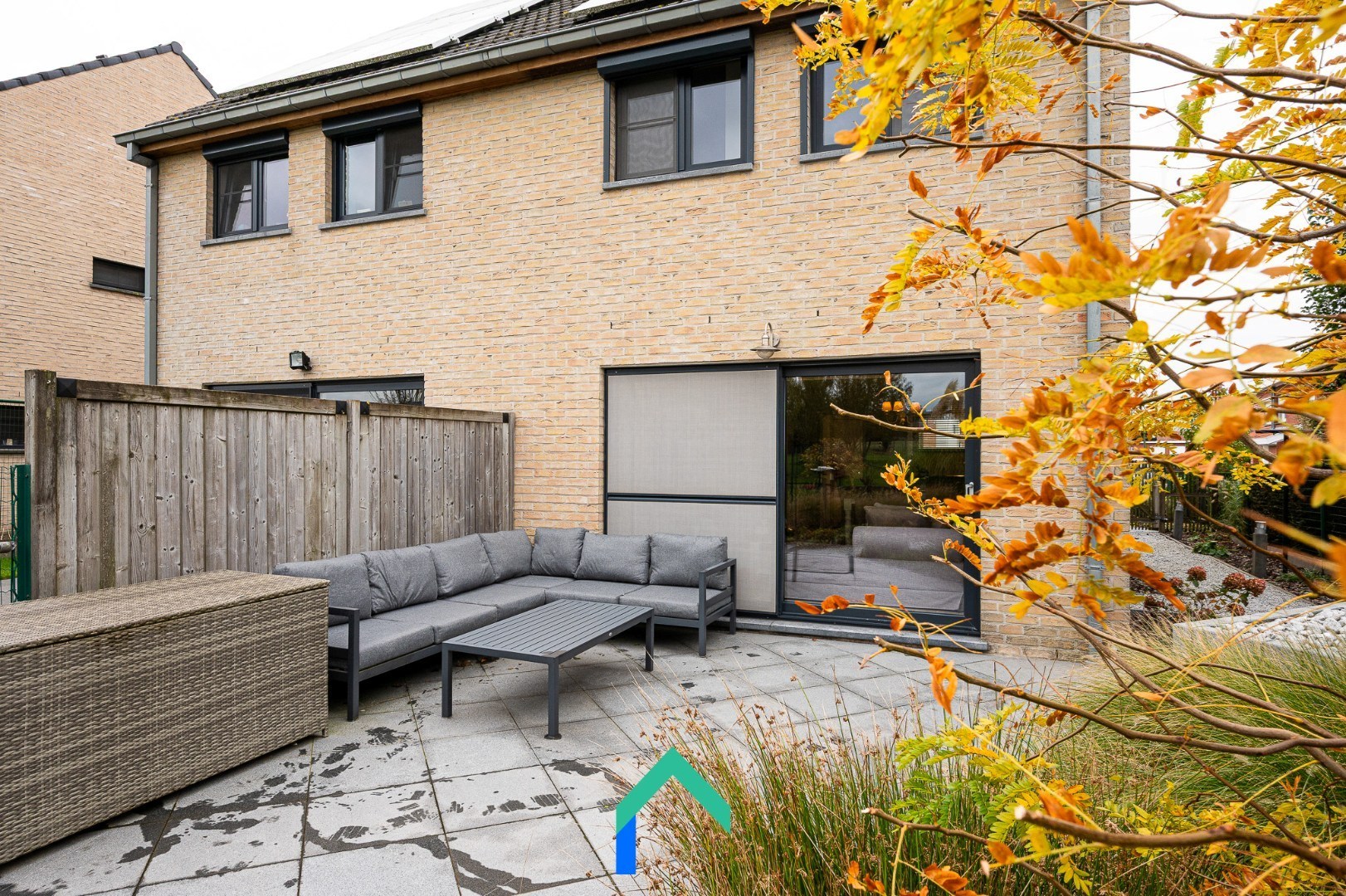 Gezellige en recente woning op rustige ligging in Meulebeke - foto 2