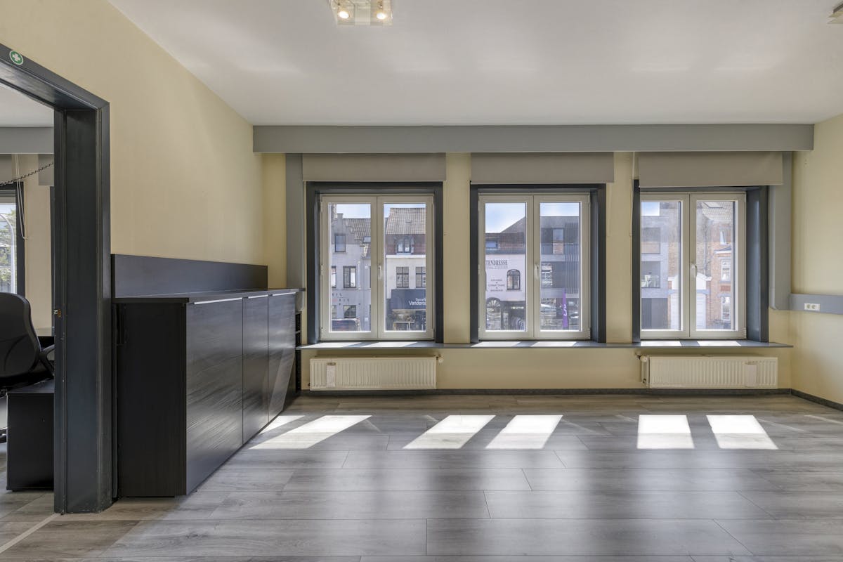 Te koop multifunctioneel appartement (190 m²) - foto 2