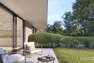 <p><em>Residentie GOUWBERG, 6 moderne appartementen met een tijdloze architectuur!</em></p>
<p>Op een mooi zuid gericht perceel voor het dorp van Schilde wordt Residentie <em>GOUWBERG</em> opgetrokken. Het betreft een goed bereikbare locatie in de groene residentiële omgeving van Schilde-Bergen. Het bruisende winkelcentrum, talrijke restaurants en prachtige dreven in de nabijheid.</p>
<p>Residentie <em>GOUWBERG</em> omvat 6 trendy appartementen (75m² - 92m²) met mooie zuid georiënteerde tuinen/terrassen. De tijdloze architectuur is van de hand van Christophe Baetens architecten.  Een subtiel lijnenspel en een schitterende combinatie van verschillende gevelmaterialen typeren de stijlvolle gevel. Talrijke hoge ramen zorgen voor de gewenste natuurlijke lichtinval.</p>
<p><strong>Appartement 0.1 is een knap gelijkvloers appartement (92,45m² - 2,70m plafondhoogte) met twee slaapkamers en een zuid gerichte tuin (70m²). </strong></p>
<ul>
<li>Indeling: inkomhal met gastentoilet, leefruimte met open ingerichte keuken (samen circa 32m²) en groot schuifraam naar de tuin toe; wasplaats/berging,<strong> bureel (ca. 7m²)</strong>, twee slaapkamers (12m² en 9m²) en badkamer. Private zuid tuin (ca. 70m²) met – <u>grotendeels overdekt – terras (11m²)</u>.</li>
<li>Verplichte aankoop van achterliggende autostaanplaats (€ 16.000,00) en kelderberging (v.a. € 8.500,00).</li>
<li>Wij voorzien een hoge afwerkingsgraad met aandacht voor thermische en akoestische isolatie: ruime keuzebudgetten, vloerverwarming- en koeling op basis van een individuele lucht-water warmtepomp, ventilatie C+ met smartzones, zonnepanelen, …</li>
<li>Het energiezuinige appartement heeft een super gunstig <strong>E-peil</strong> van maximaal <strong>E20</strong>. Hierdoor kan u jaar na jaar genieten van lage energiekosten!</li>
<li>Ruime inspraak is mogelijk naargelang de fase van afwerking. <br /><br /></li>
</ul>
<p>Residentie GOUWBERG, luxueus en energiezuinig wonen in Schilde-Bergen!<br /> <br />Interesse? Wij maken graag tijd voor u! <br />T. 03/636.47.47 – M. info@coga.be<span> - </span>Meer info op www.coga.be.</p>