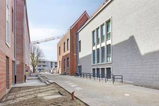 Een prachtige nieuwbouw studentenkamer aan de Biehal 10 in Leuven. De kamer is volledig bemeubeld en beschikt over eigen sanitair en een...