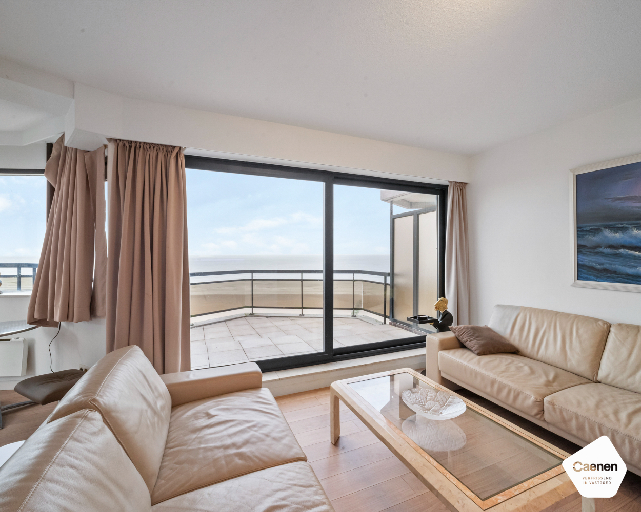 Gerenoveerd twee slaapkamer appartement met zowel frontaal zeezicht als zicht op het hinterland - foto 3