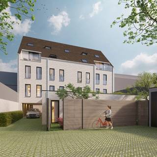 Deze mooie nieuwbouwresidentie Albert omvat 13 energiezuinige nieuwbouwappartementen, allen voorzien van het modernste wooncomfort. Een volledig geïnstalleerde keuken, vloerverwaming, warmtepomp en zoveel meer. Ideaal voor vaste bewoning, 2de verblijf of als investering.<br /><br />Dit appartement bestaat uit: lnkomhal - living - keuken - terras - nachthal - berging - wasplaats - toilet - 2 slaapkamers - badkamer. Er is een ruime garagebox bij de residentie beschikbaar. <br /><br />Contacteer ons voor het lastenboek of een bezoek ter plaatse. <br /><br />Vrij bij akte. EPC: appartement in aanbouw. 6 % BTW mogelijk, indien voldaan aan de voorwaarden.