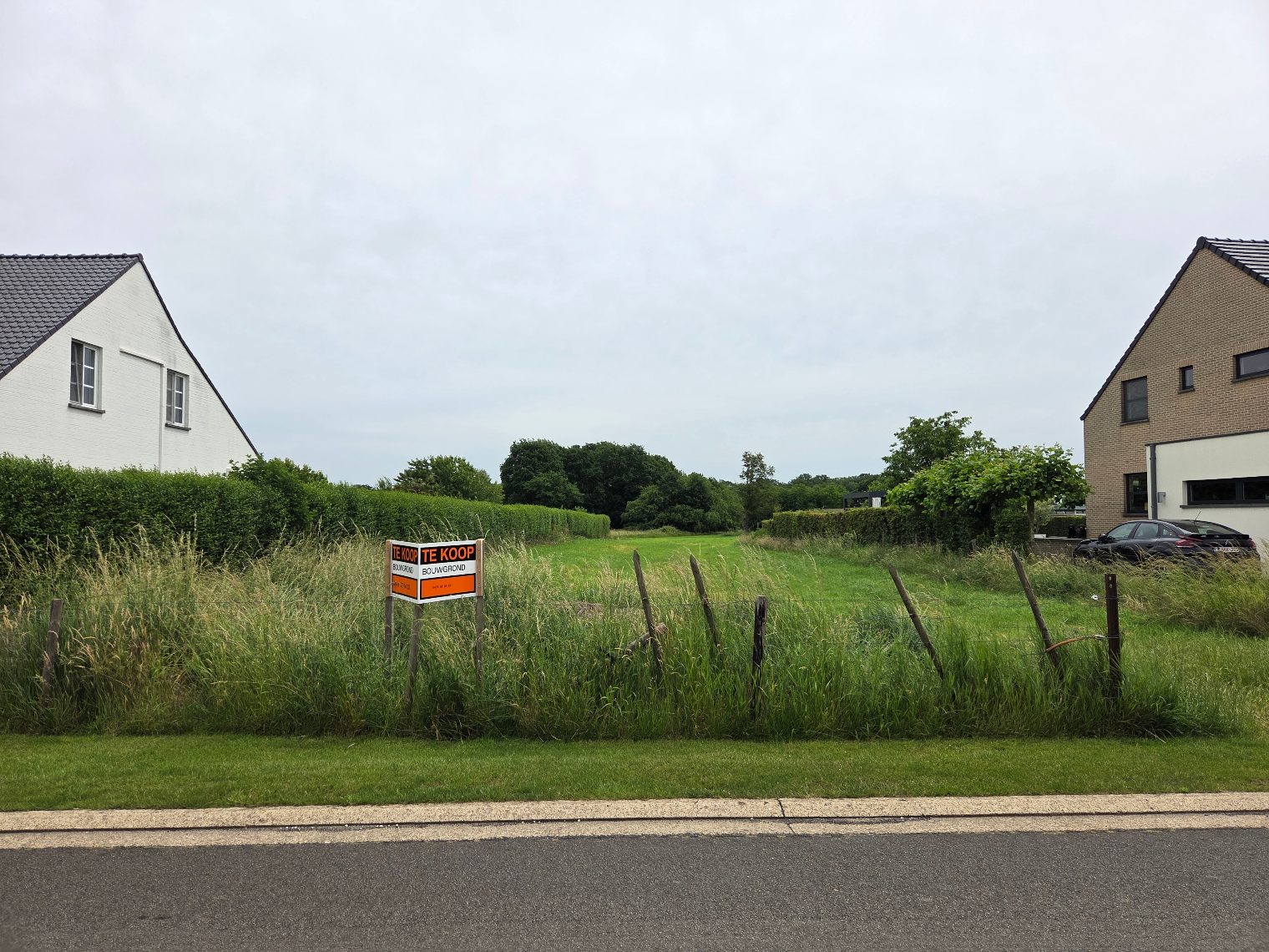 Mooie bouwgrond8,89 areopen bebouwingstraatbreedte 20.57m diepte 50.00m