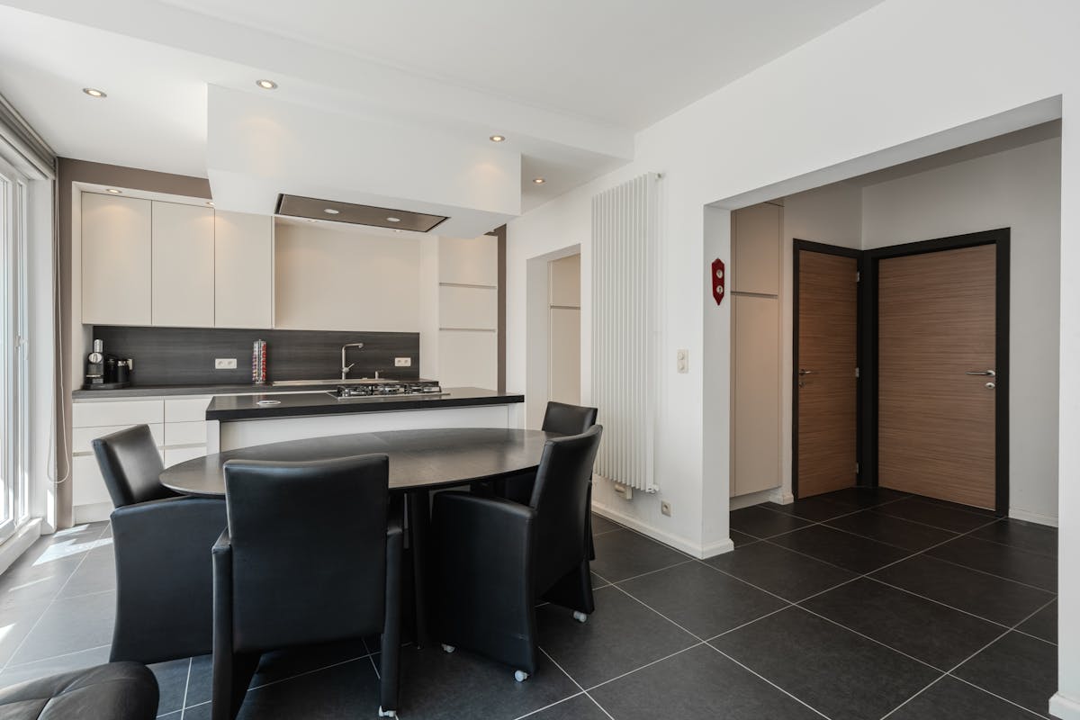 Instapklaar appartement met lateraal zeezicht te Mariakerke - foto 4