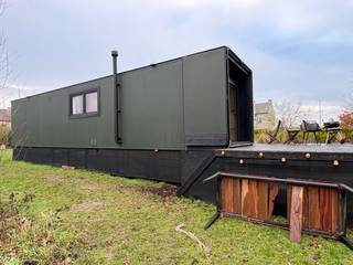 Tiny House (roerend goed) te koop zonder grond!De hoogte is 3,8m ; de breedte is 2,6m; de lengte is 14m.De bewoonbare oppervlakte is 36,4m²De tiny...