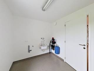 Schrijf je via de volgende link in voor de woning: https://shorturl.at/PxTeJIn de Stenenmolen te Meerbeke bevindt zich deze verzorgde en ruime...