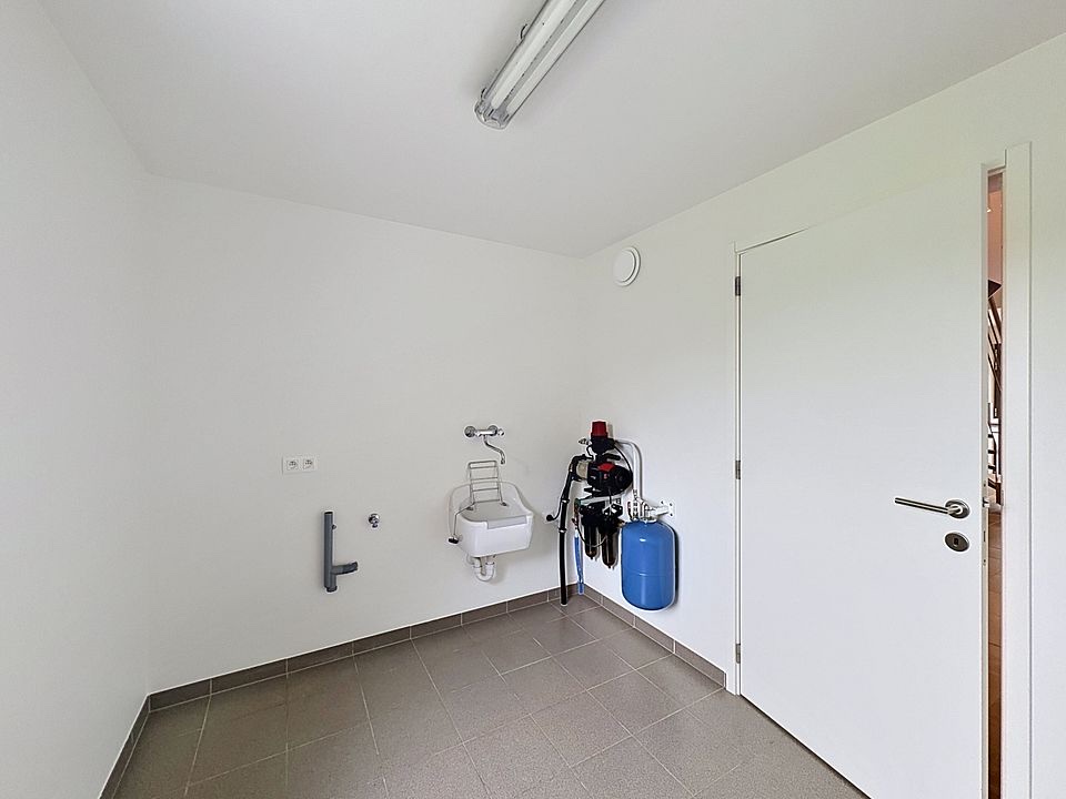 Ruime bel-etagewoning in Meerbeke - foto 3