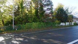 Perceel bouwgrond voor half-open bebouwing. Zuidelijk georiënteerd en achteraan palende aan natuurgebied.Breedte: 11m50 - diepte: ±50m.Oppervlakte:...