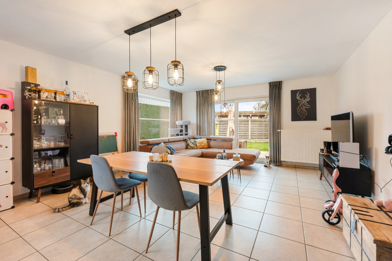 Maison mitoyenne prête à emménager avec 2 chambres et jardin ensoleillé au centre de Dadizele - photo 1