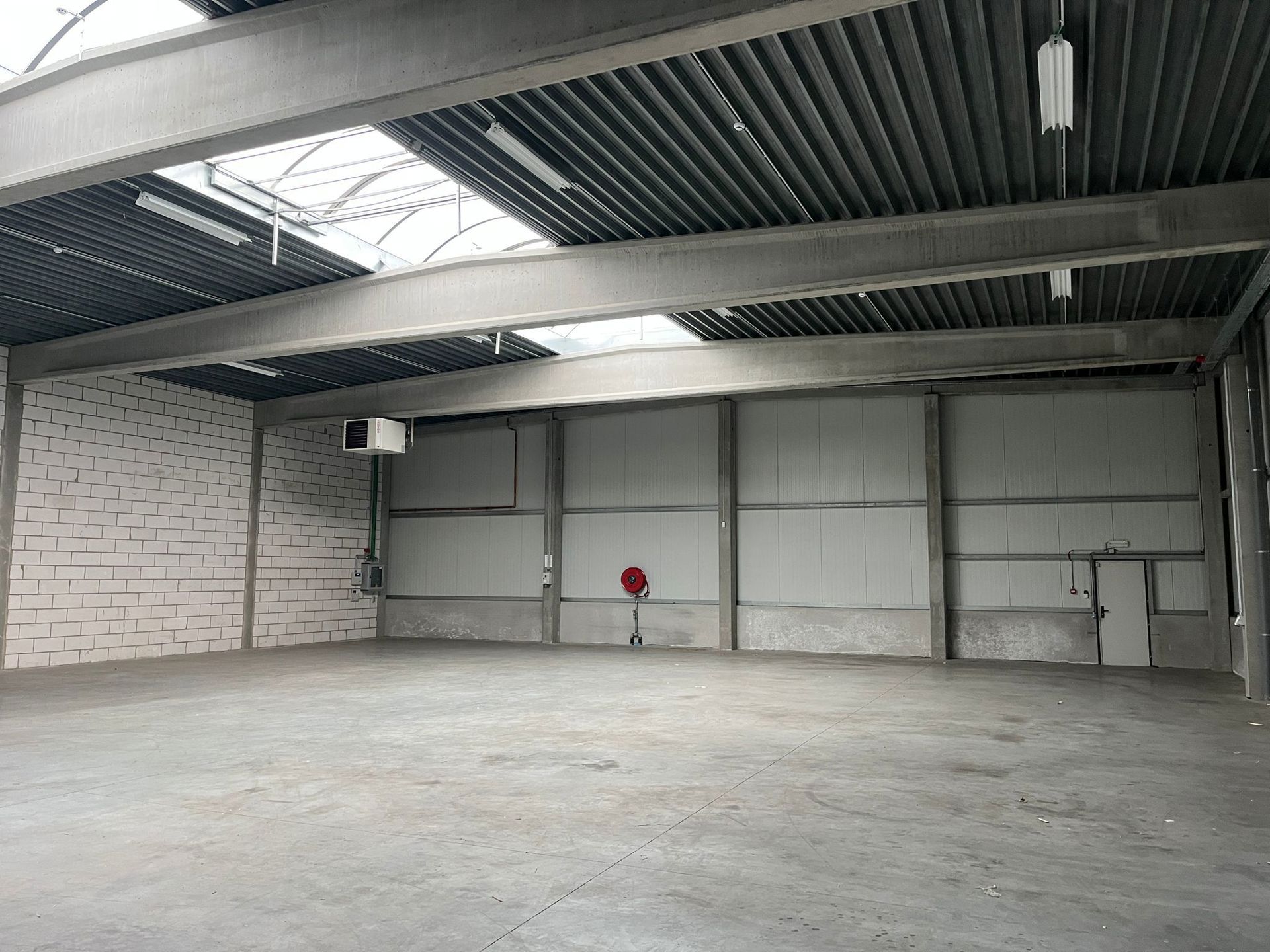 Commercial à louer à Zaventem - photo 4