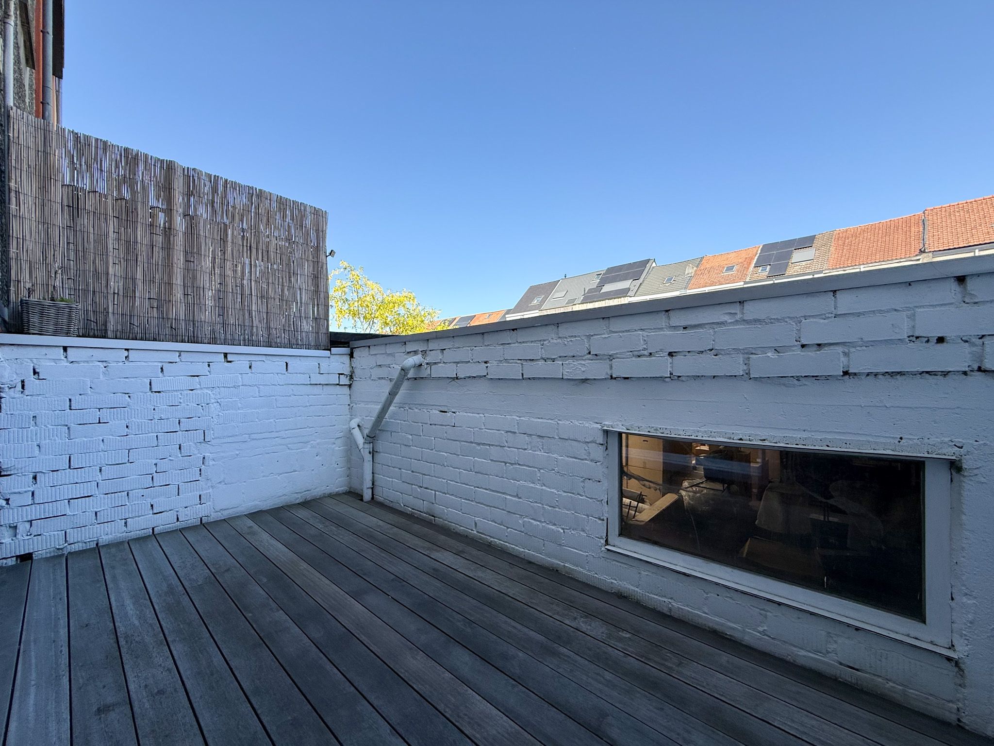 Volledig gerenoveerde 3-slaapkamerwoning te huur in Gent! - foto 4