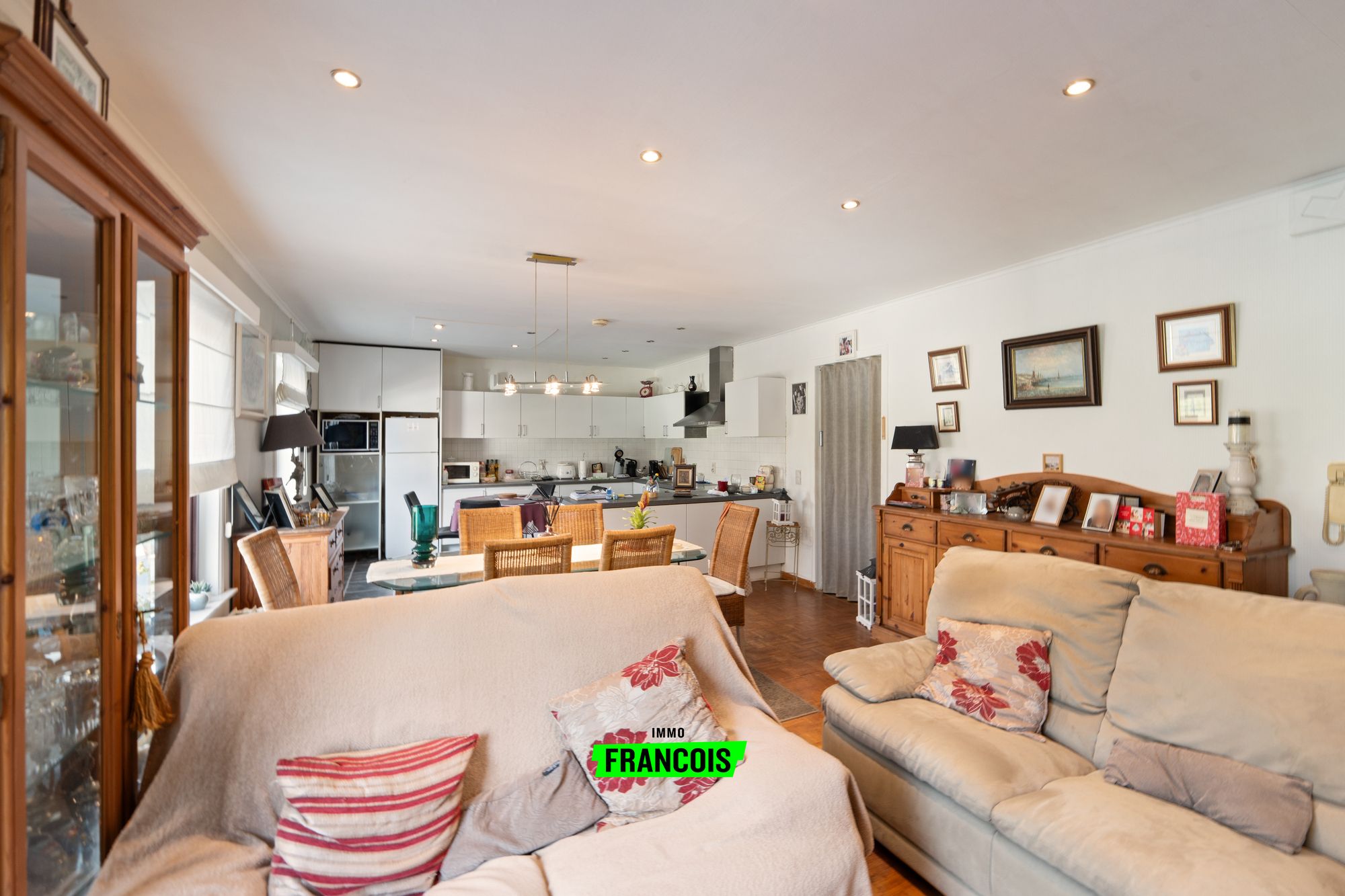 Veelzijdig handelspand met woonst en uitbreidingspotentieel op toplocatie in Blankenberge - foto 4