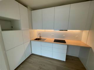 Appartement moderne.  A distance de marche de la gare et des commerces.  Entrée, vestiaire, séjour avec terrasse, cuisine équipée, wc, chambre...