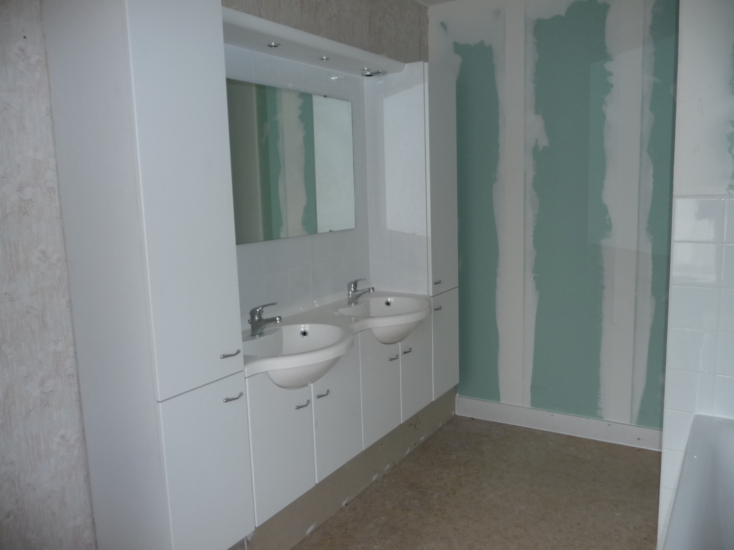 House for rent in Evergem with 4 bedrooms - photo 5