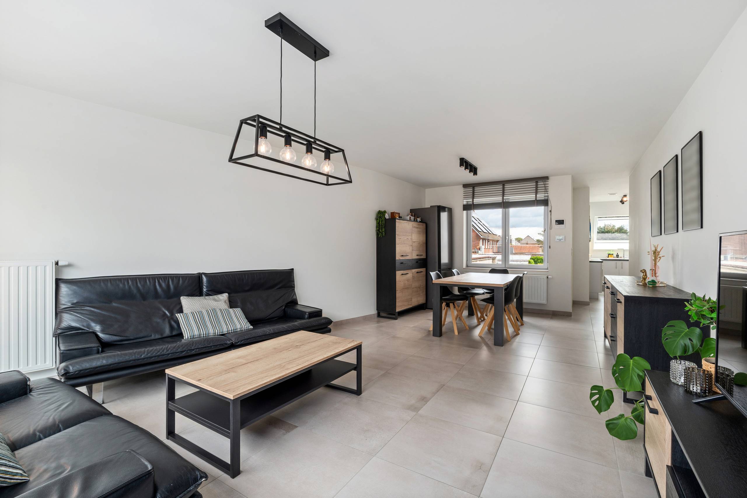 Appartement met garage, kelder en zonnig terras - foto 5