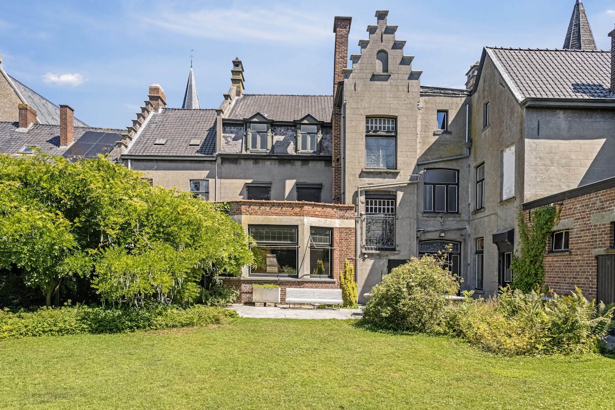 Bâtiment historique de caractère dans le centre d'Ardooie - photo 3