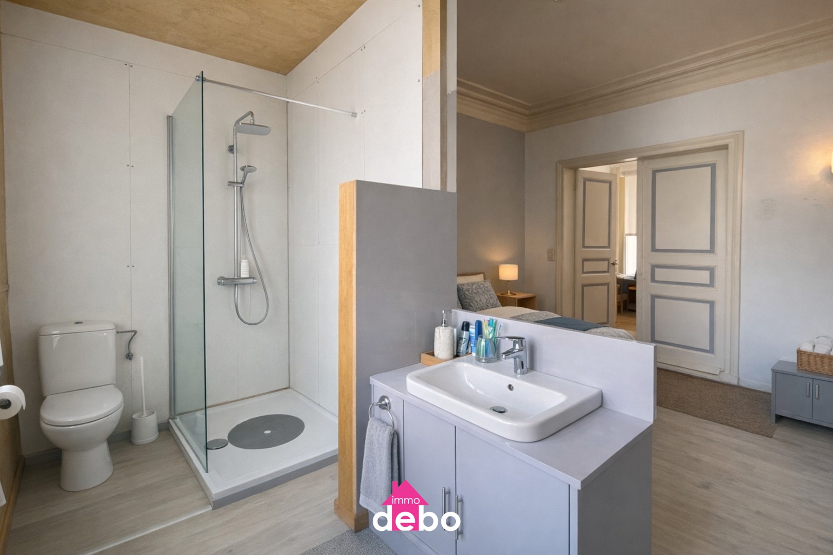 Ruim en lichtrijk 2-slaapkamerappartement op toplocatie, wandelafstand van de winkelstraten, horeca en het strand - foto 5
