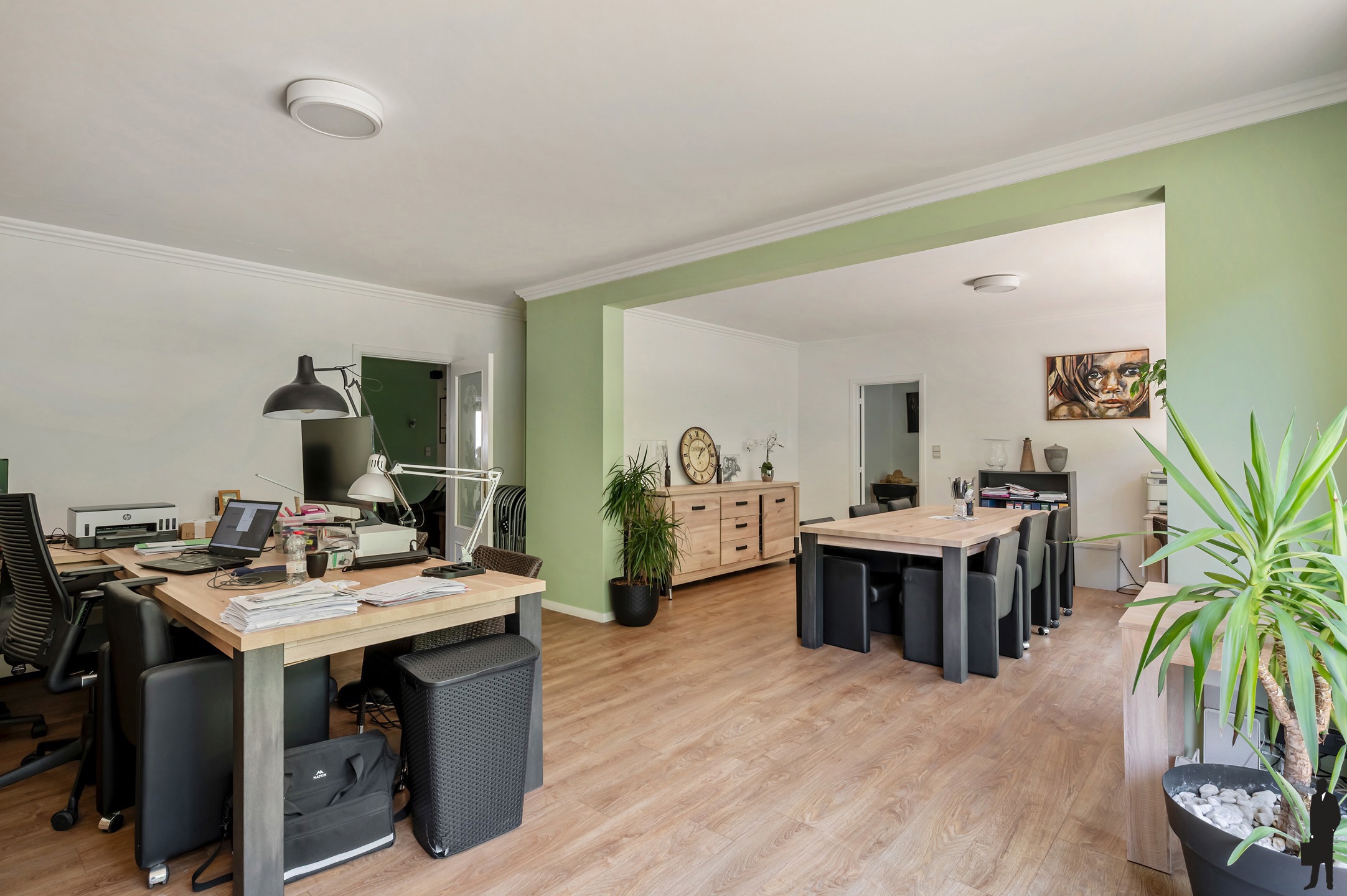 Ruim appartement van ca. 170 m² met 3 slaapkamers, garagebox en 2 terrassen op centrale ligging - foto 4