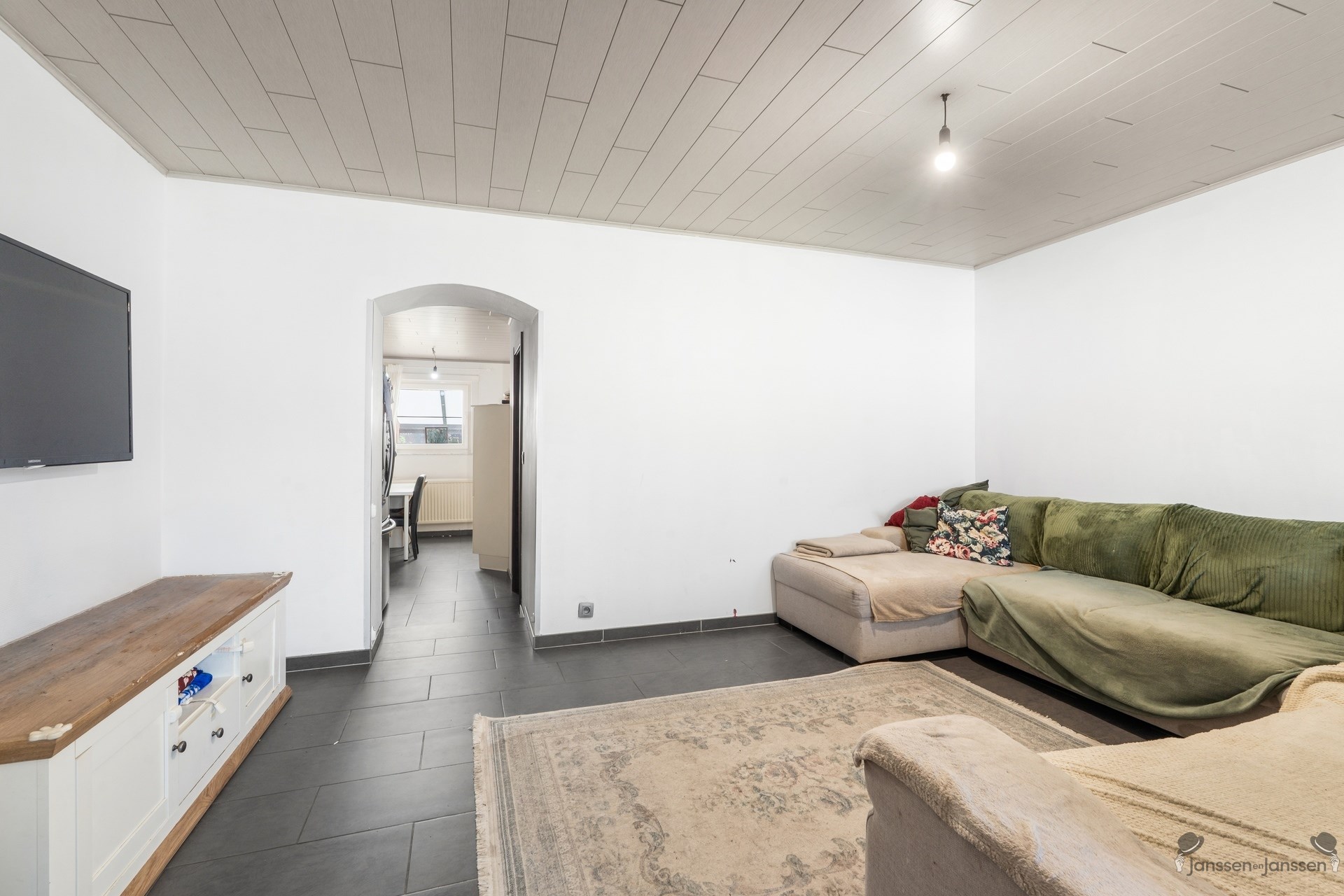 Charmant renovatieproject in groene omgeving - foto 5