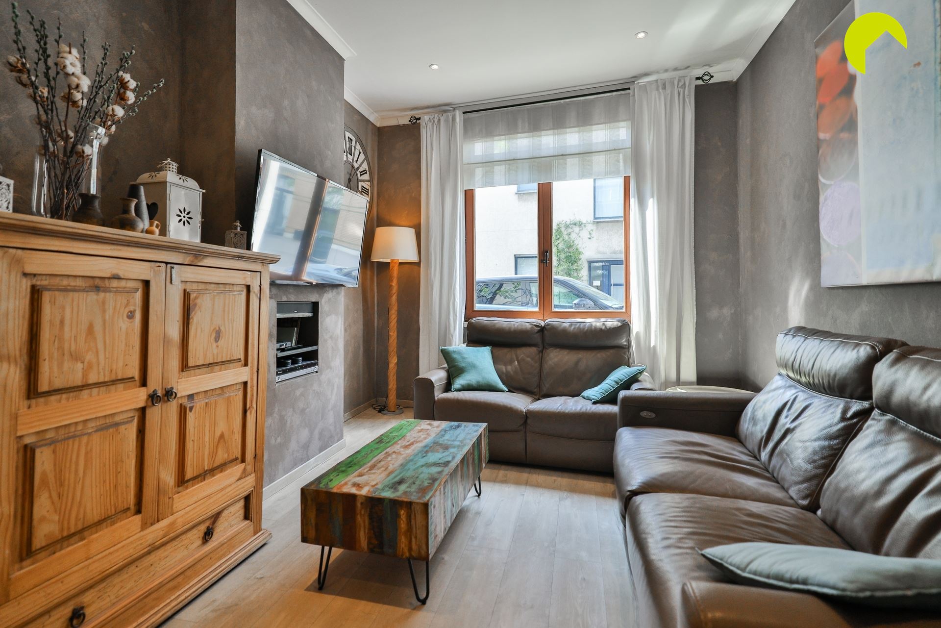 Charmante woning met 4 slaapkamers - foto 4
