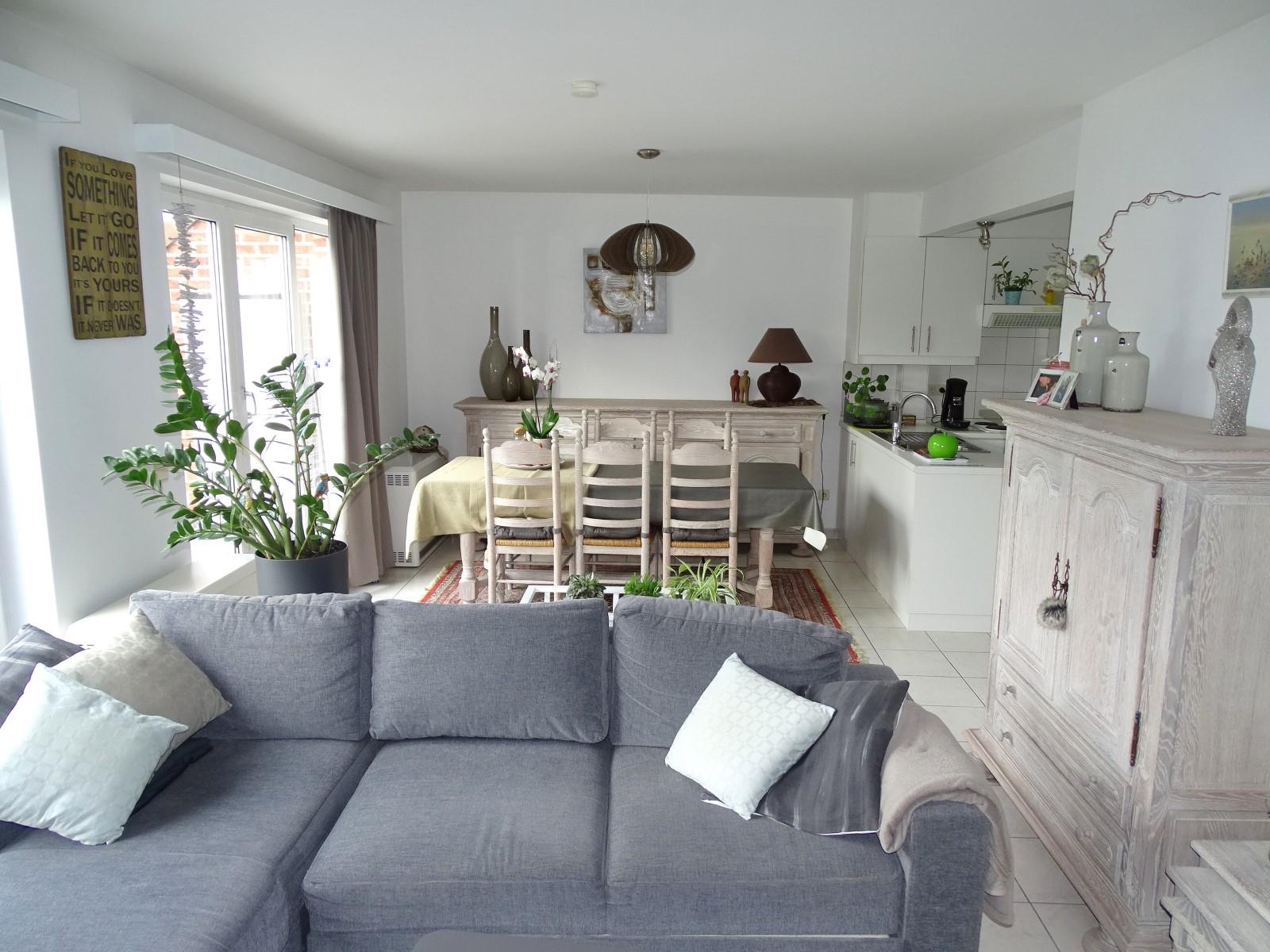 2-slaapkamer app met ruim zongericht terras + parking! - foto 4
