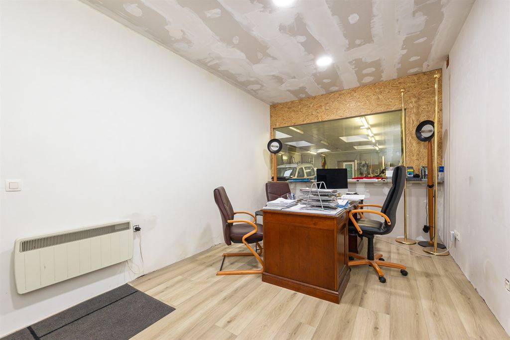 Magazijn met woning - foto 4