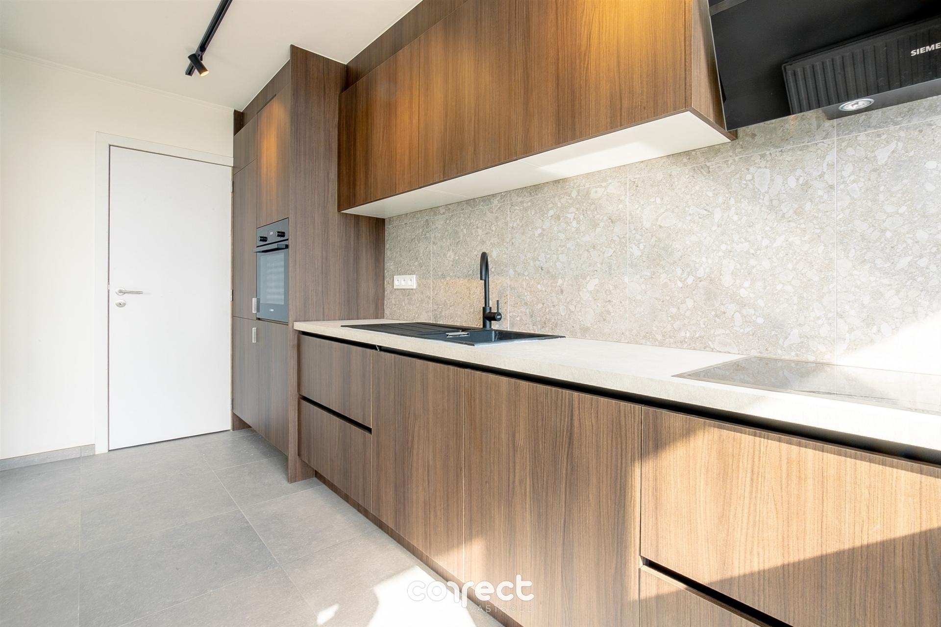 Gerenoveerd appartement met panoramisch zicht op Gent. - foto 4