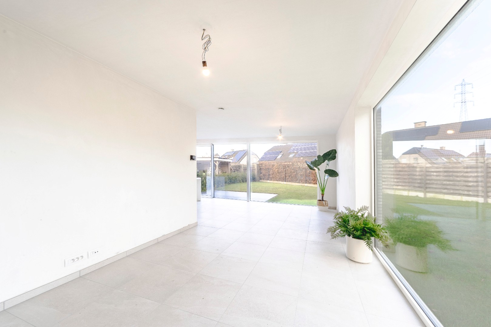 Moderne woning in rustige wijk nabij E403 en AZ Delta - foto 2