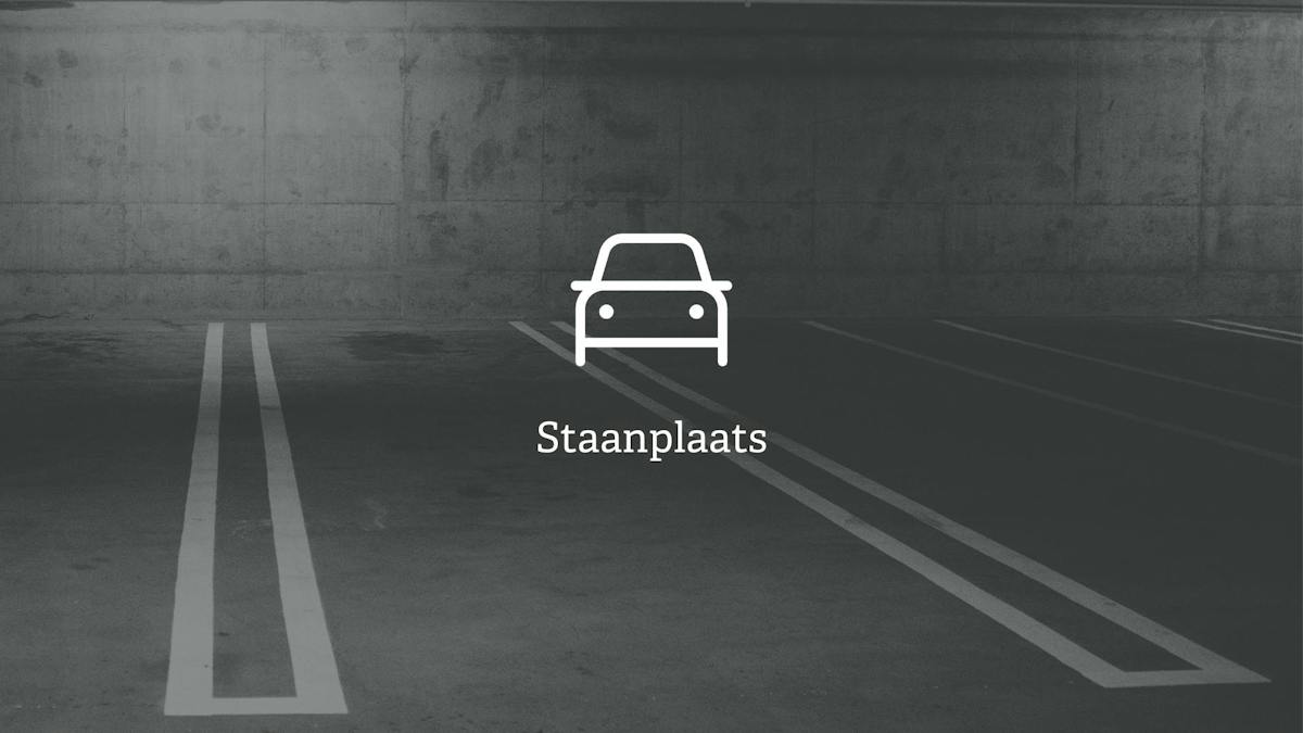 Staanplaats te huur voor één wagen in het centrum van Brugge, gelegen in de Nieuwe Gentweg.Algemeen:Vrij vanaf 01/10/2026€ 80,00 per maand