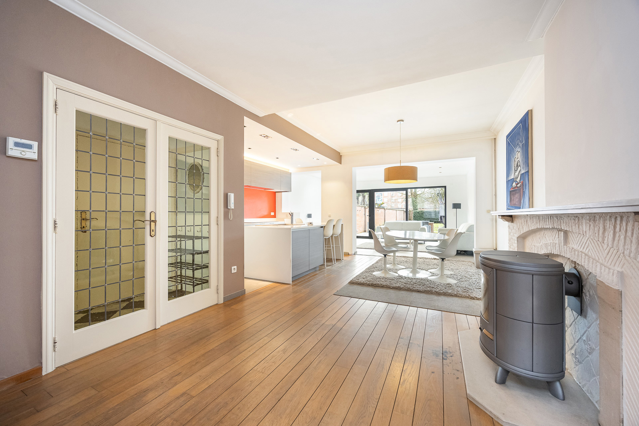 Stadswoning met 5 slpks, garage en tuin. EPC: 195 kWh/m² (B) - foto 2