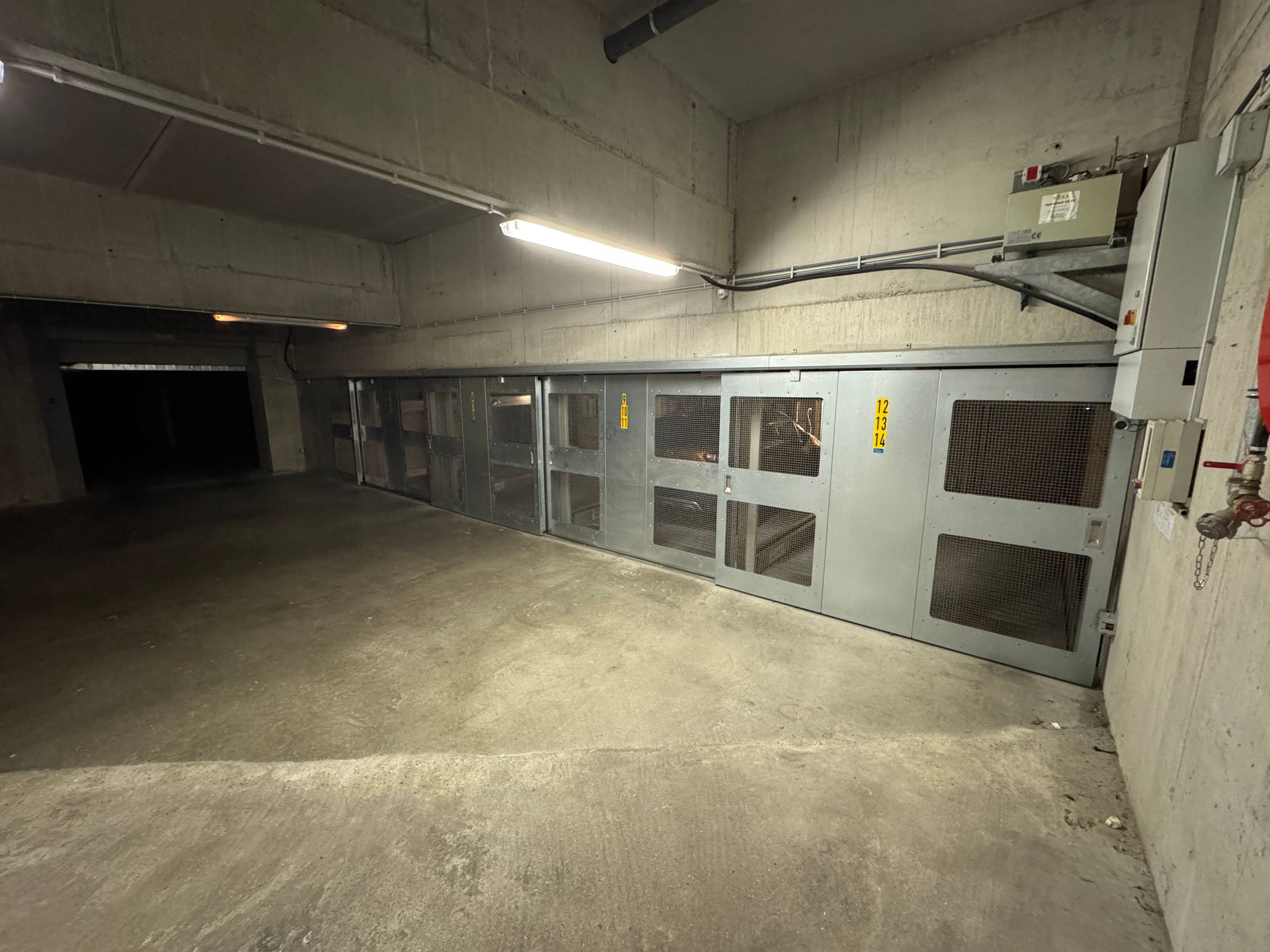 Ondergrondse afgesloten staanplaats te koop in het centrum van Middelkerke - foto 4