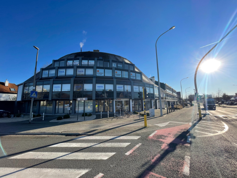 Modern kantoor te huur op zichtlocatie aan de rand van Gent - foto 1
