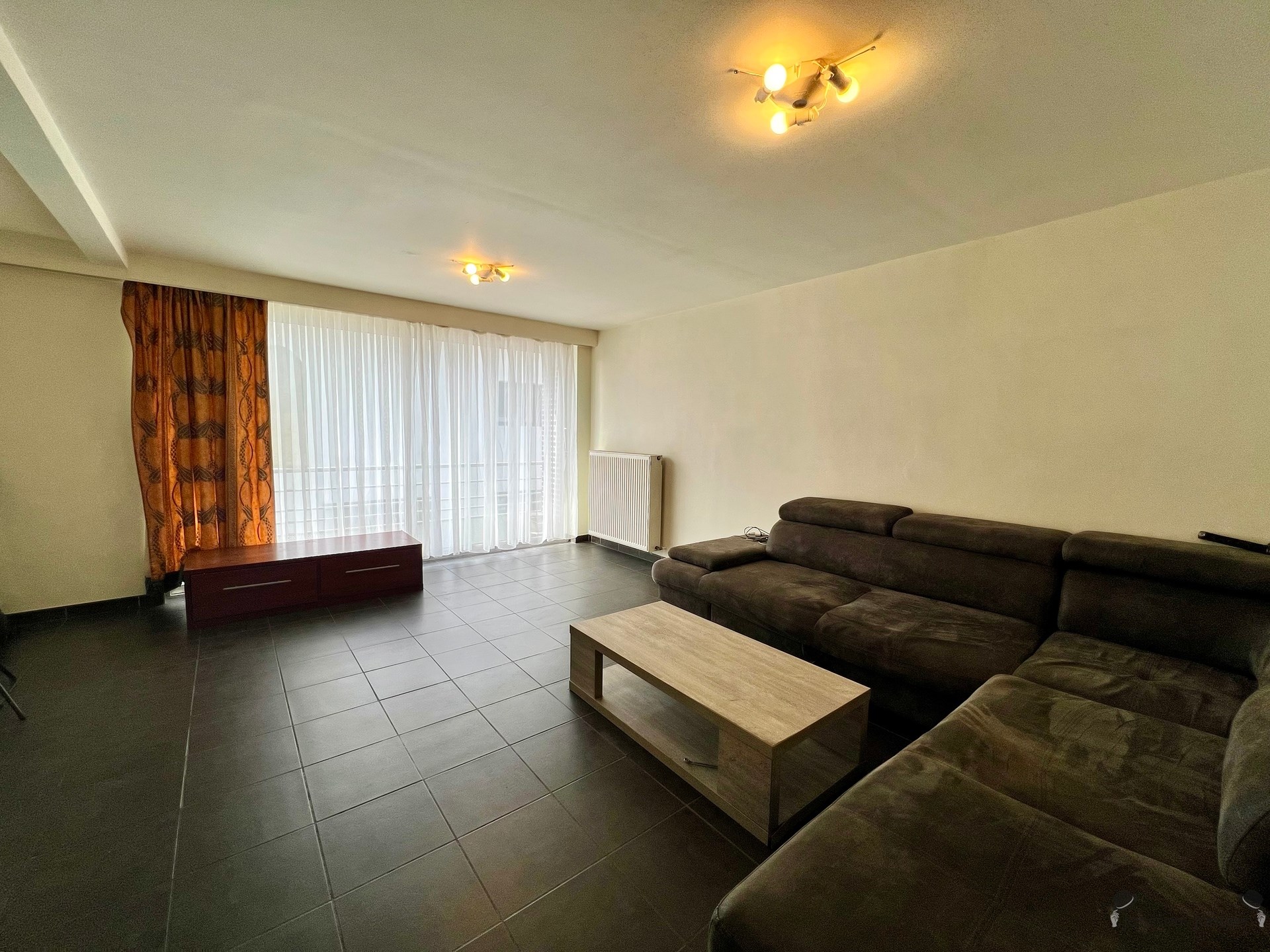Centraal gelegen appartement met 2 slpk en terras - foto 2