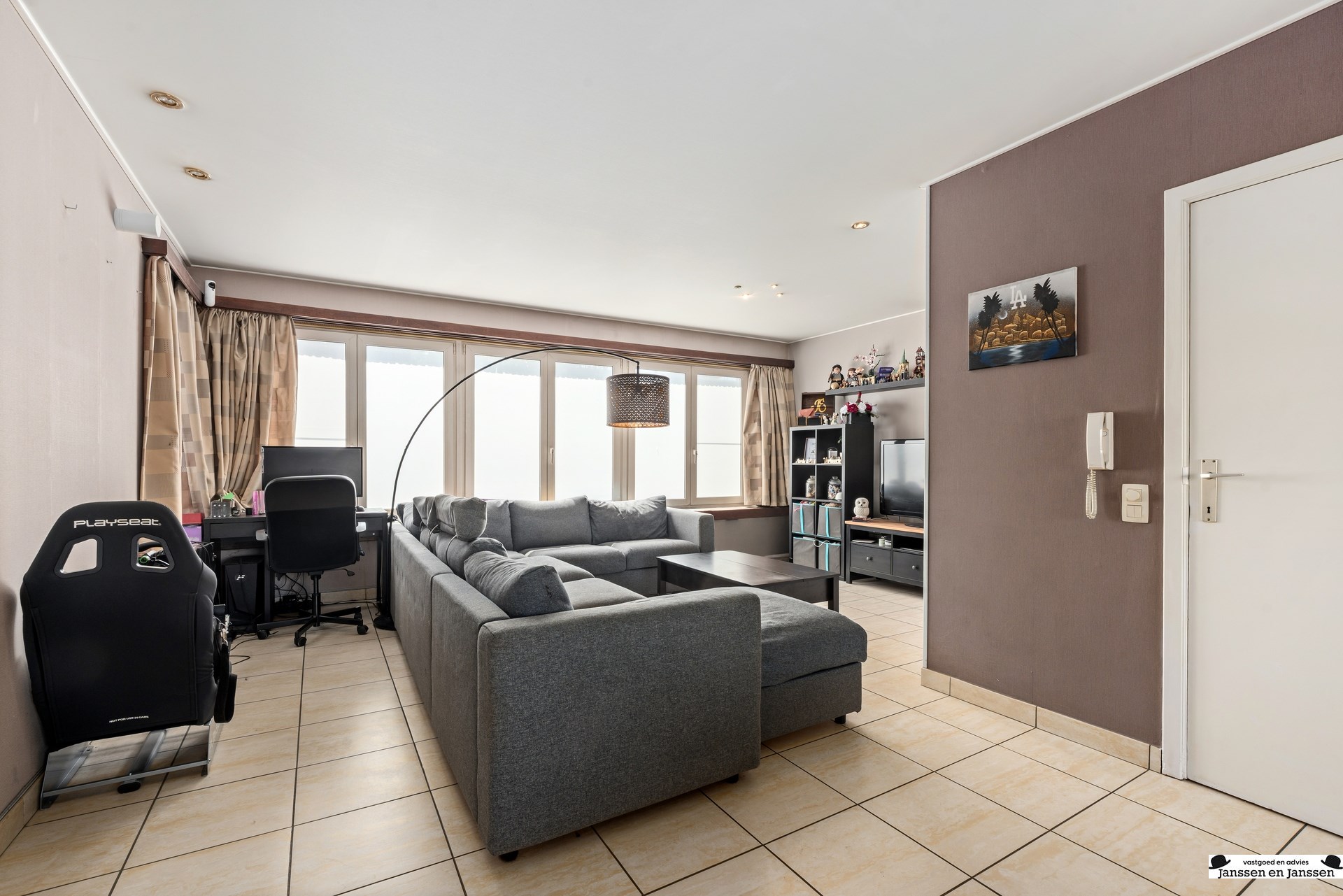 Prachtige bel-etage in een rustige buurt te Hoevenen - foto 3