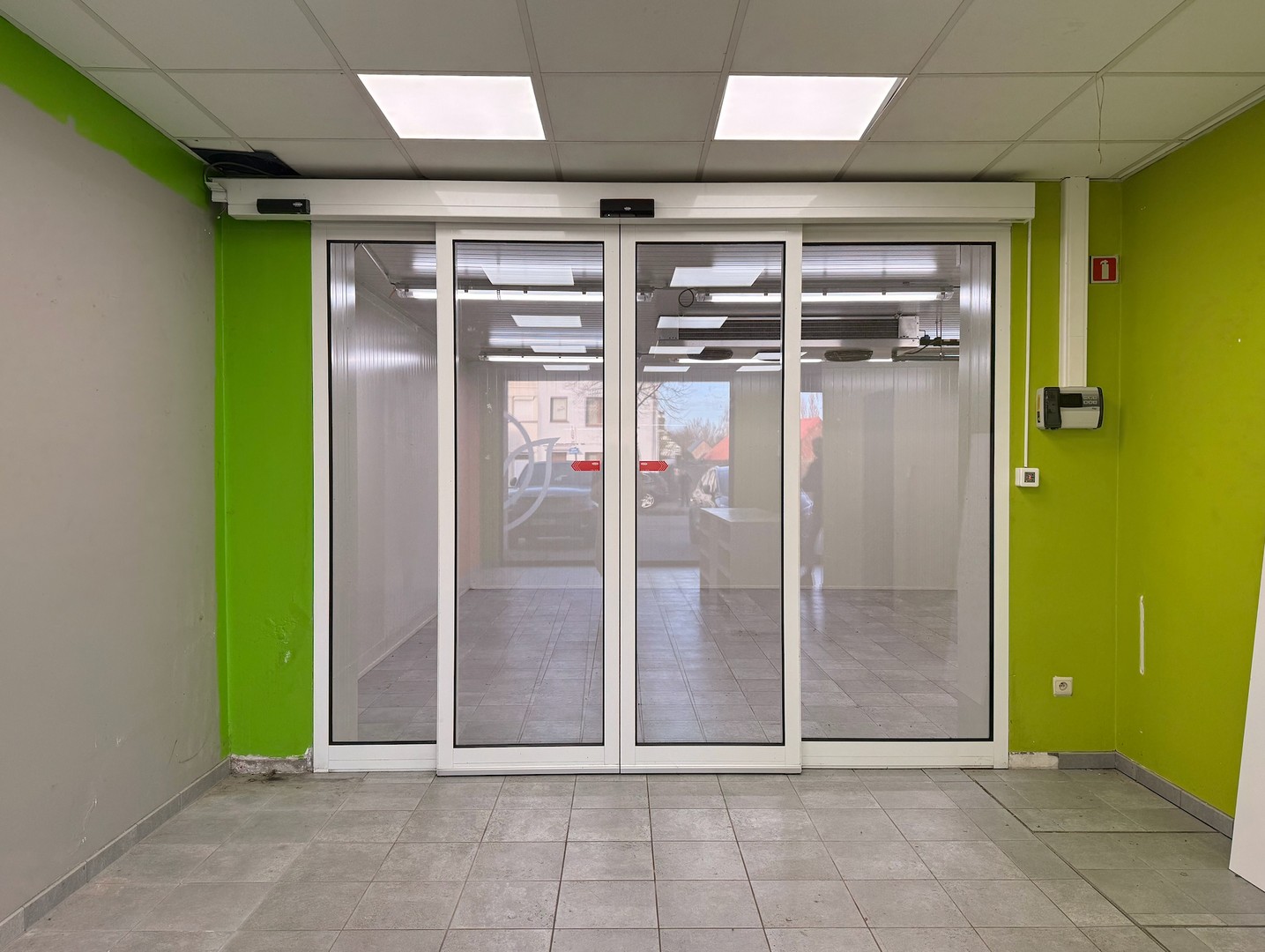 Handelspand met topligging in Bornem – eindeloze mogelijkheden! - foto 5