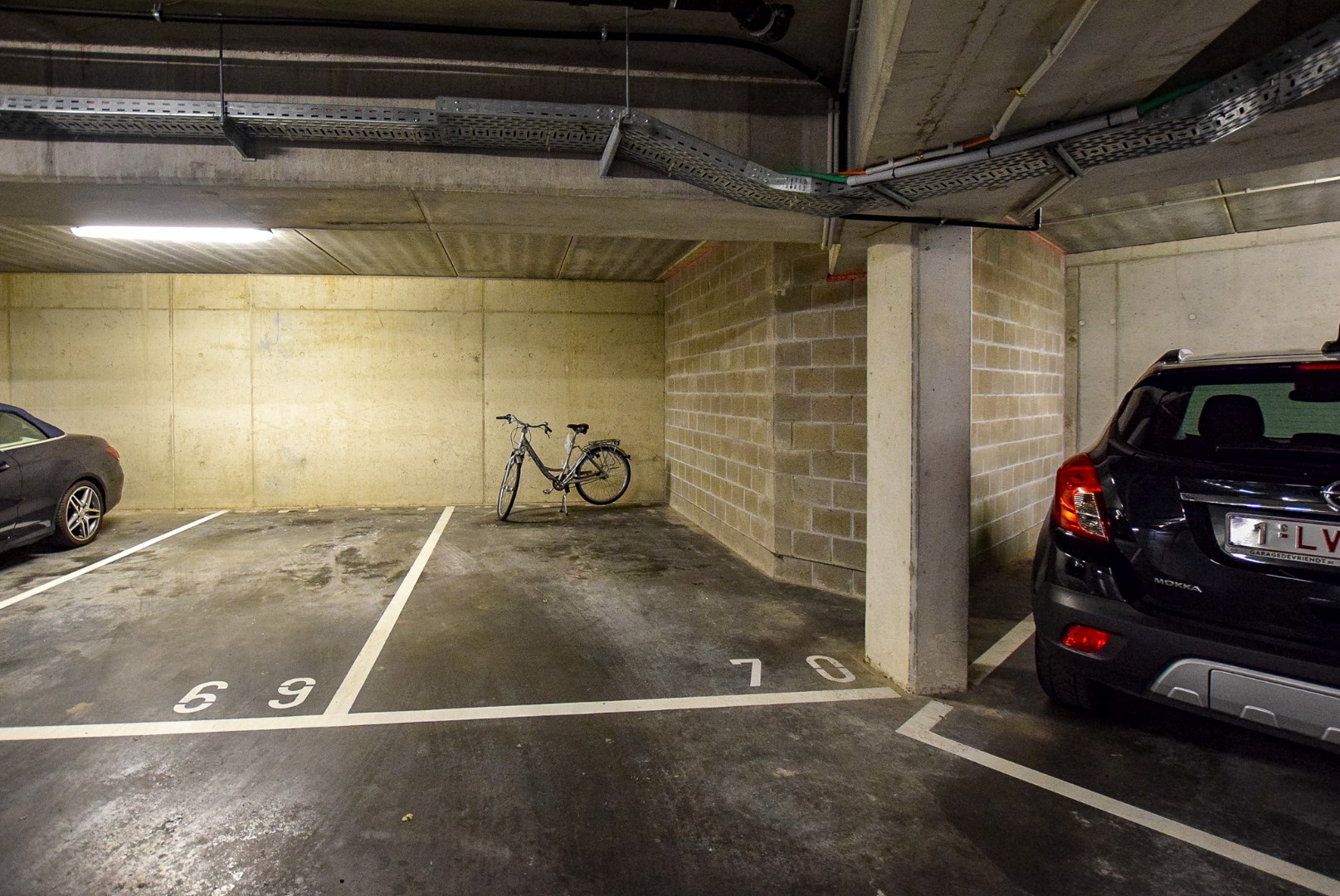 Ondergrondse privé-parkeerplaats te huur in het centrum van Nieuwpoort-Stad. - foto 4