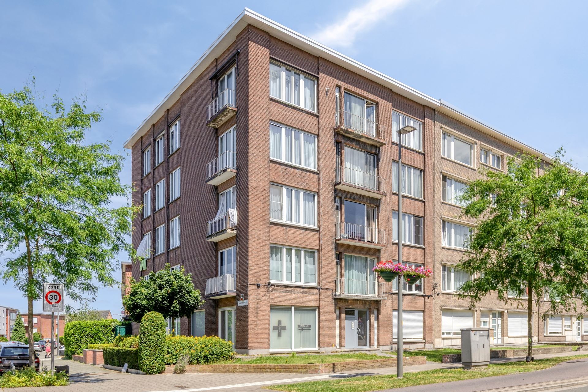Apartment for rent in Wilrijk with 3 bedrooms - photo 1