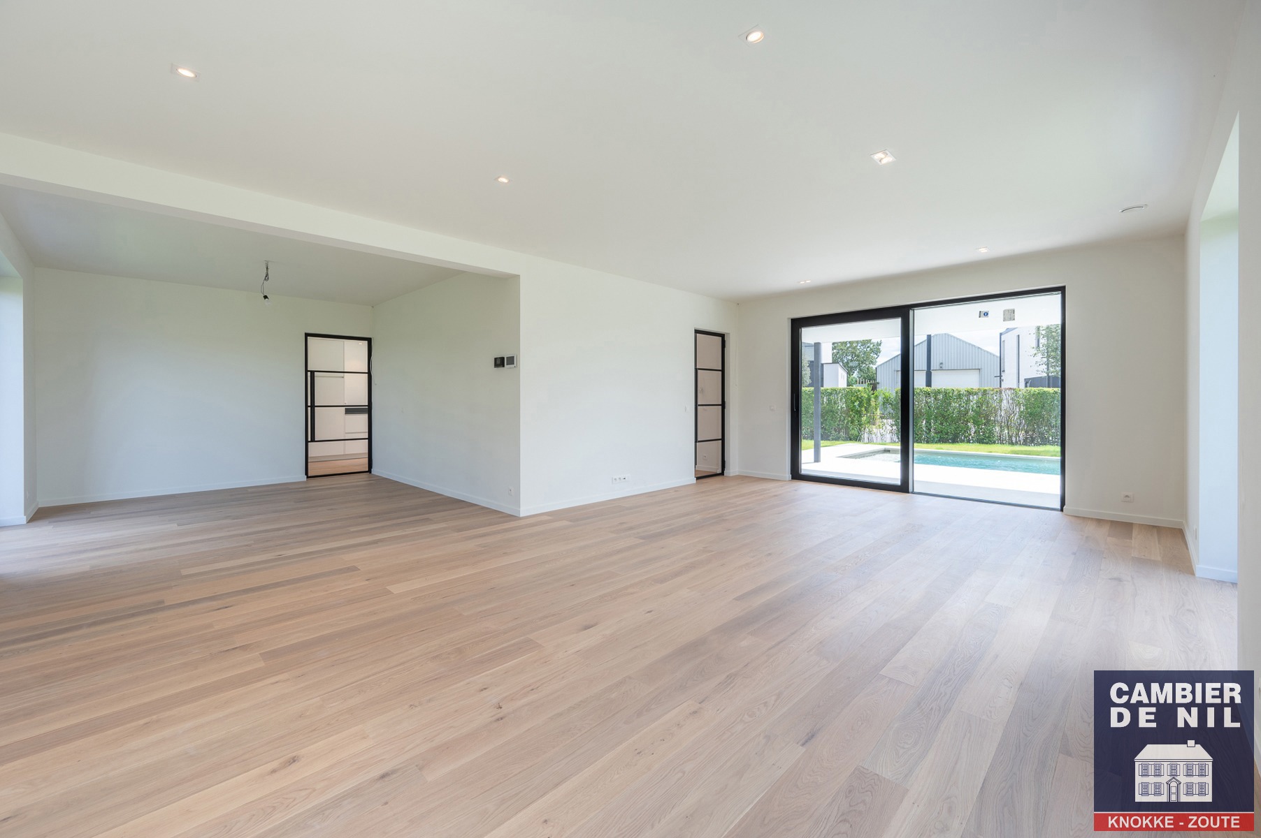 Prachtige nieuwbouwvilla in een rustige residentiële omgeving - foto 3