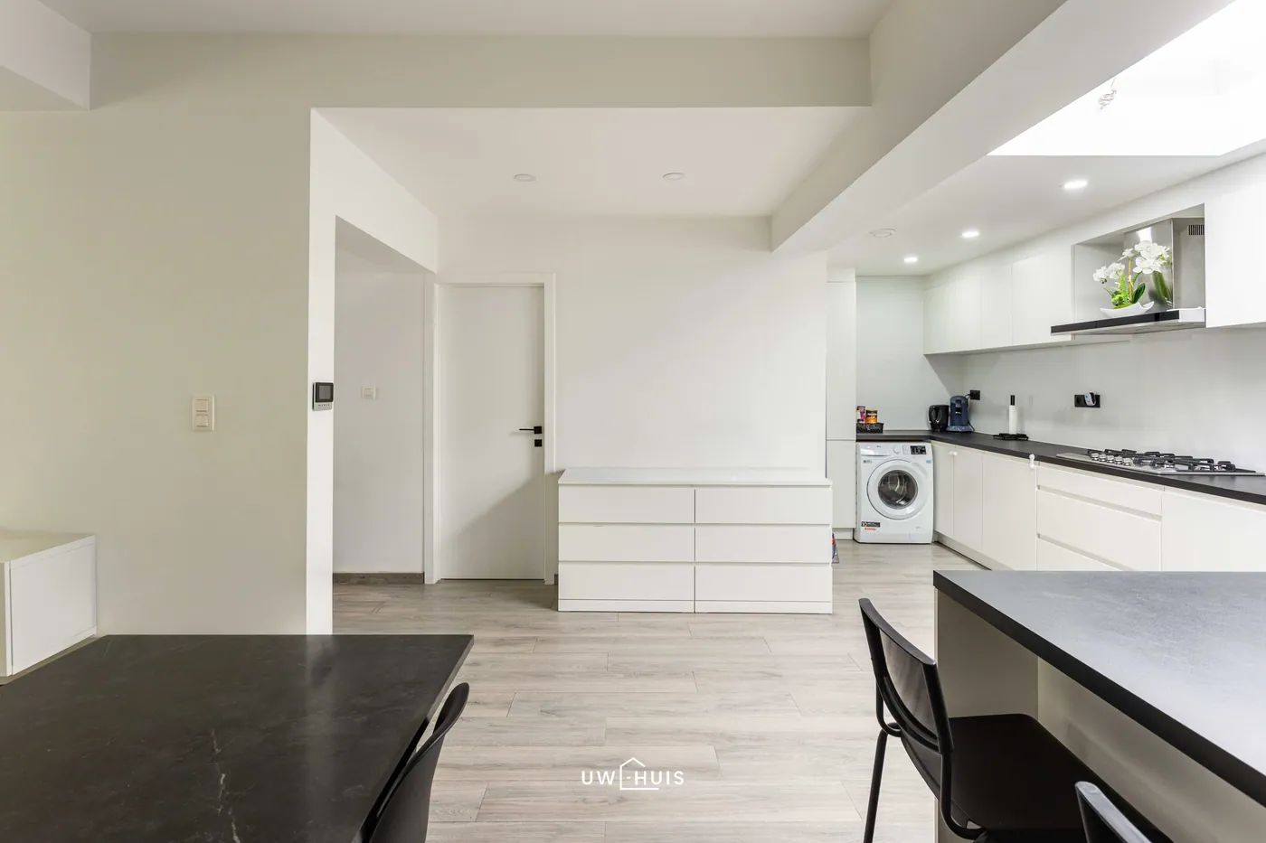 Volledig gerenoveerde woning met 3 slaapkamers in centrum Melsele - foto 5