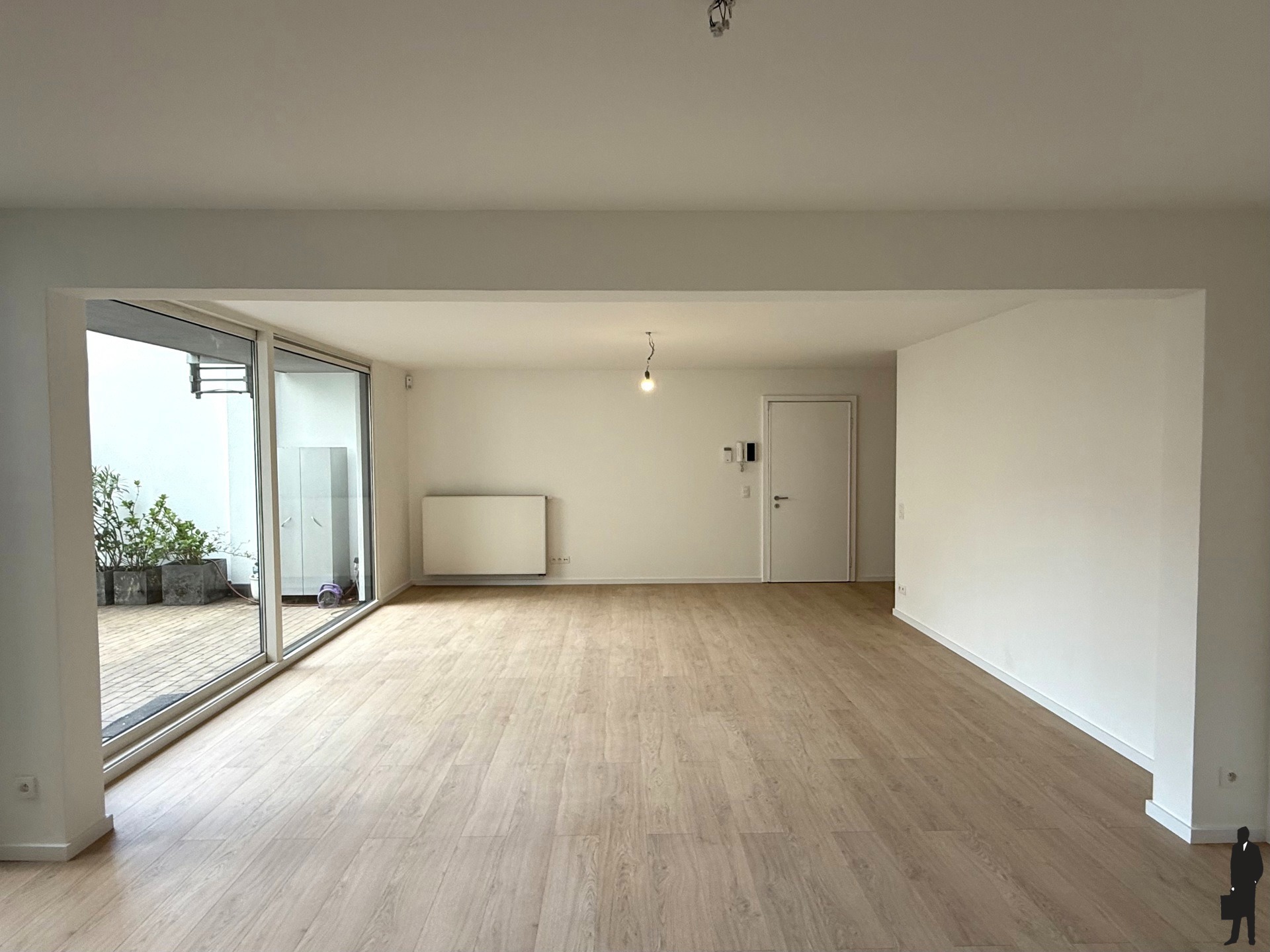 Lichtrijk gelijkvloers appartement met ruim terras - foto 4