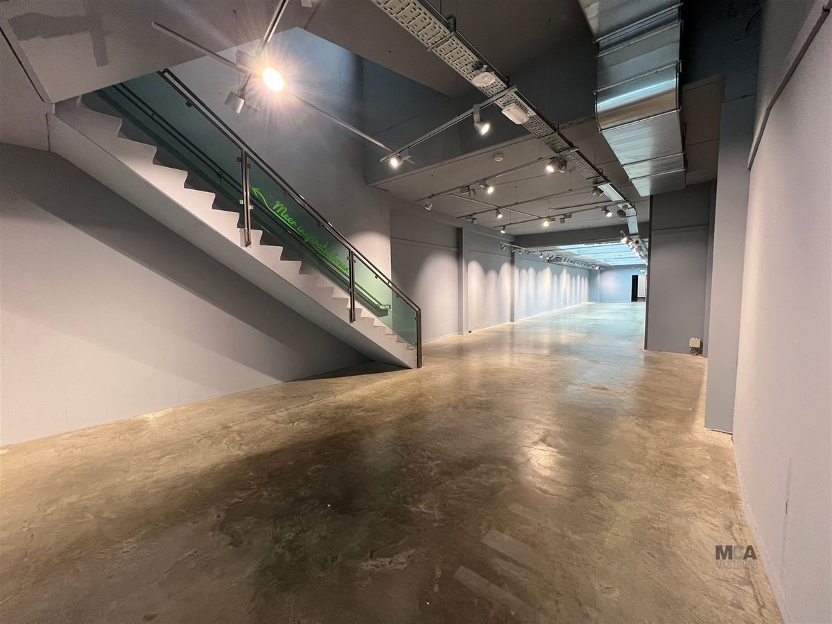 Commercial à louer à Hasselt - photo 3