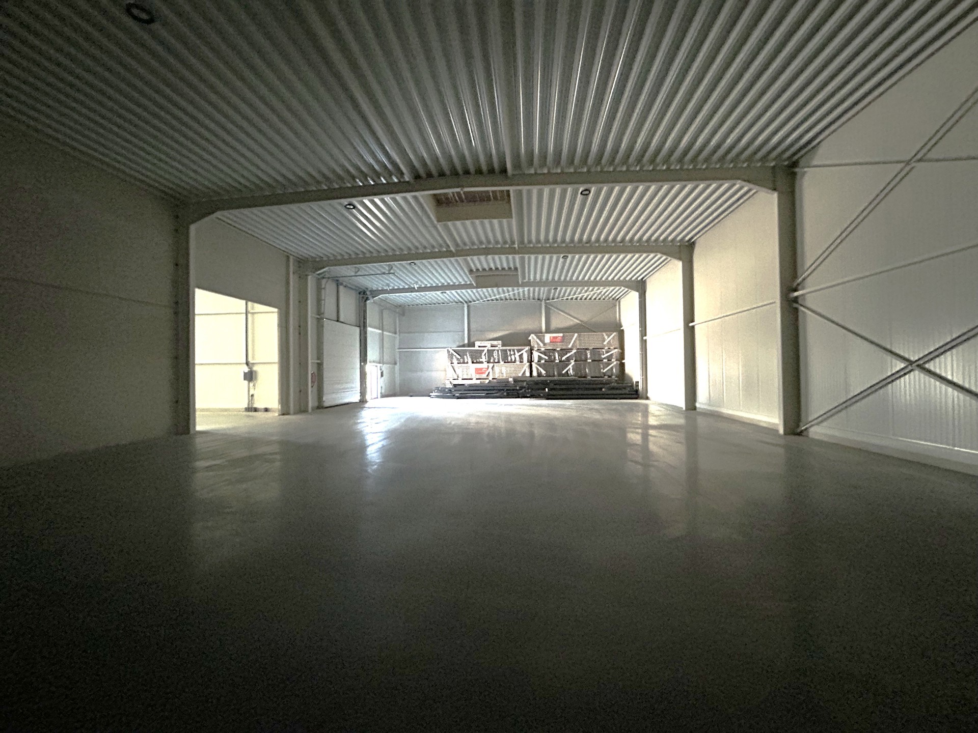 TE HUUR: KMO-unit van 484m² in Bocholt - foto 5