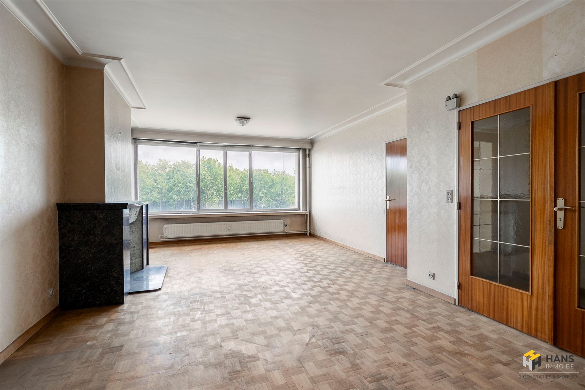 Te renoveren appartement (108 m²) met 2 slaapkamers en terras (5 m²) in Deurne. - foto 3