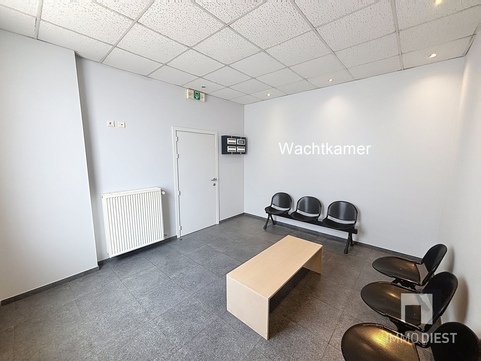Commercial à louer à Tessenderlo - photo 5